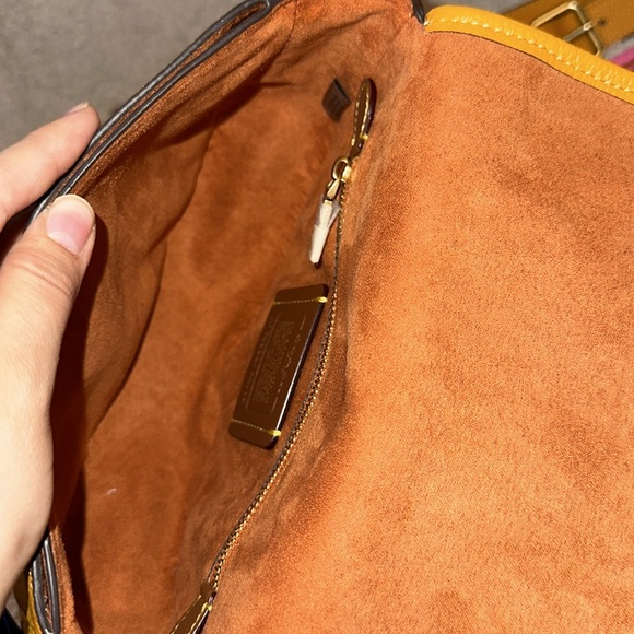 Coach Willow Brass/PAPAYA Leather Saddle Crossbody - Picture 4 of 7